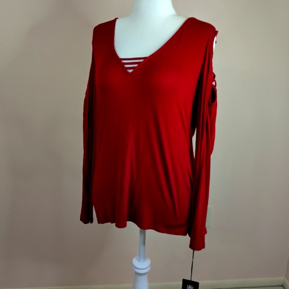 Rock& Republic Red XL Cold Shoulder Woman's New with Tags.
